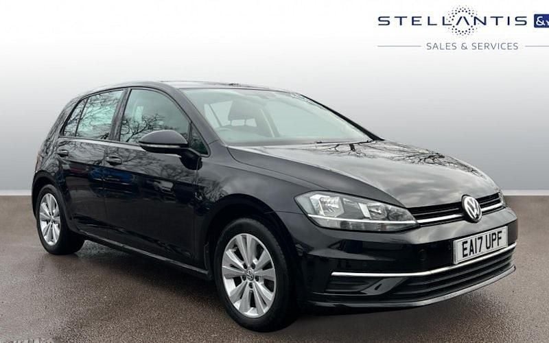 Used VW Golf VII SE 125 HP (91 kW) 2017 Black Hatchback