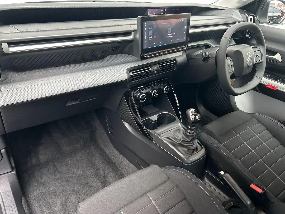 Nuevo Citroën C3 100 CV (73 kW) 2026 Blanco SUV