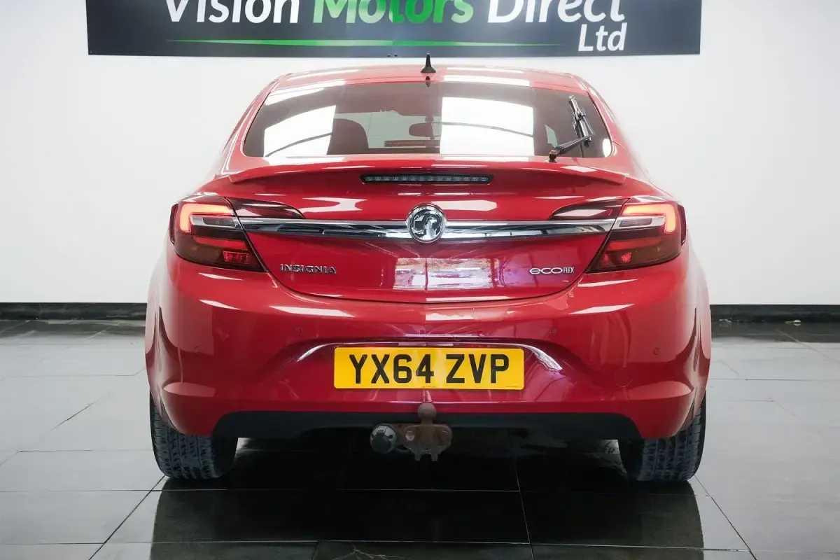 Used Vauxhall Insignia SRi 2014 Red Hatchback