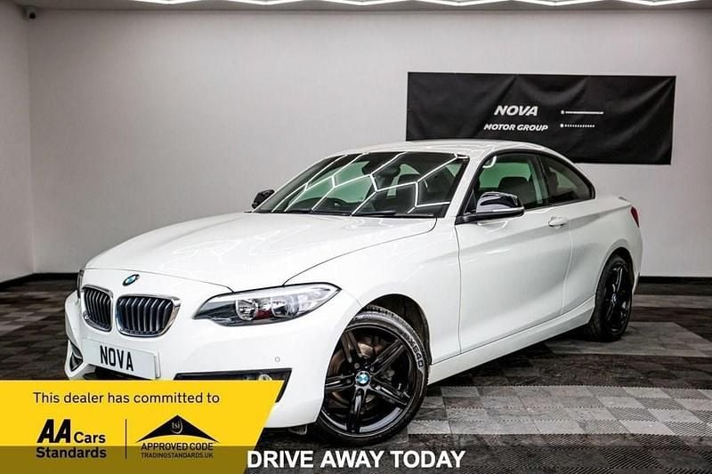 Used BMW 218 Sport Line 150 HP (110 kW) 2017 White Coupe