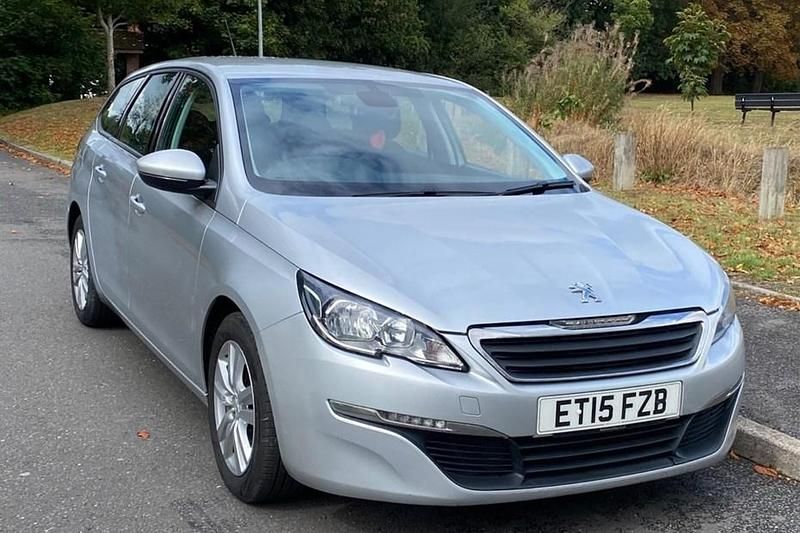 Used Peugeot 308 SW Active 100 HP (73 kW) 2015 Estate