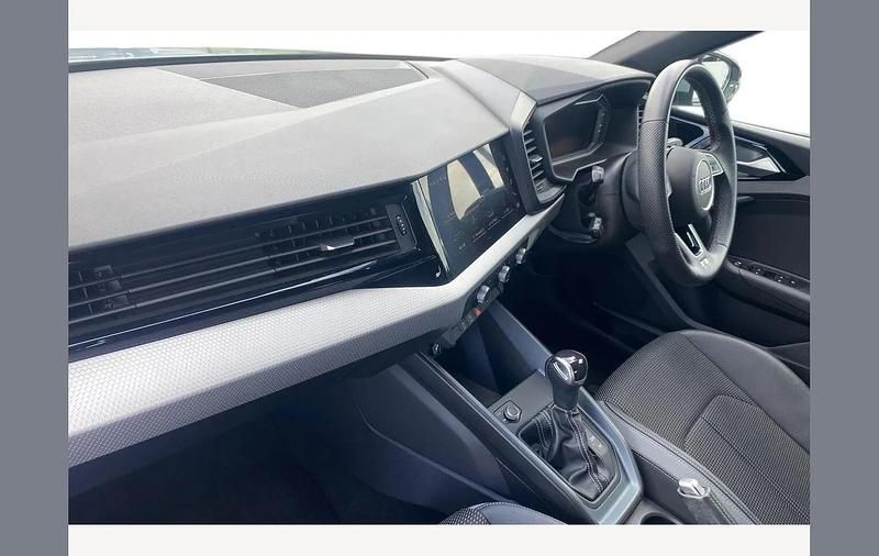 Used Audi A1 S-Line 95 HP (69 kW) 2022 Grey Hatchback