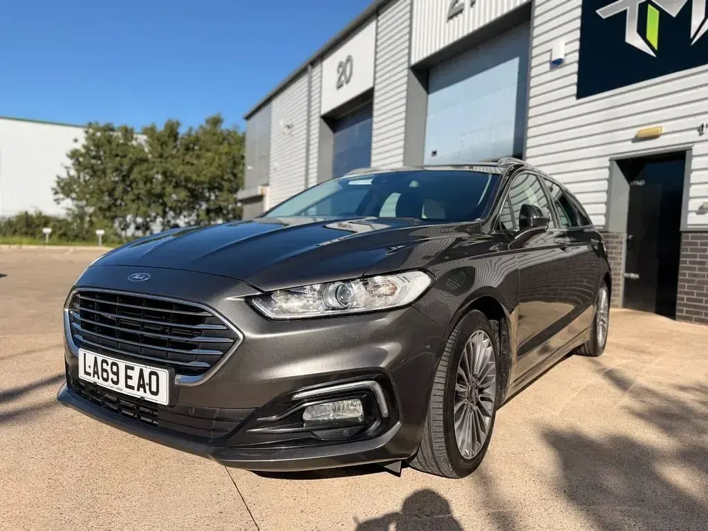 Used Ford Mondeo Titanium 150 HP (110 kW) 2020 Grey Estate