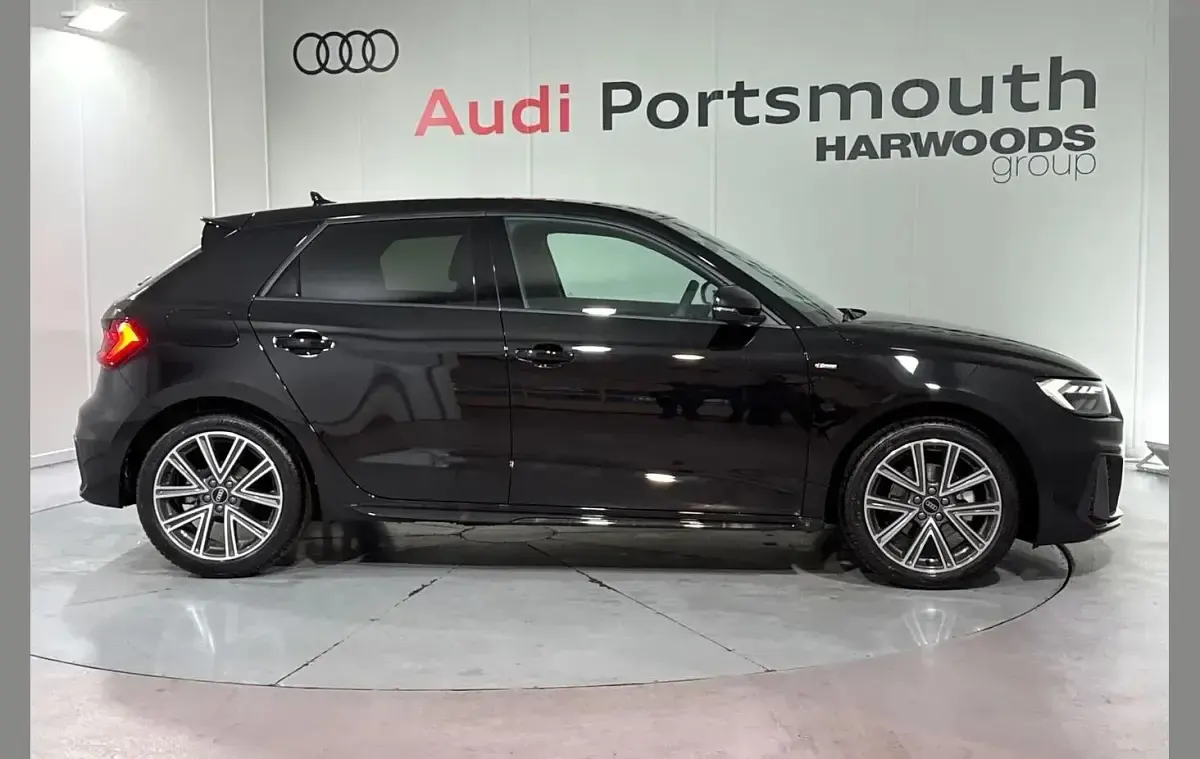 Used Audi A1 S-Line 147 HP (108 kW) 2025 Black SUV