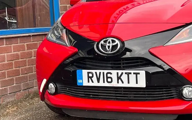 Second-hand Toyota Aygo X-play 69 CP (50 kW) 2018 Hatchback