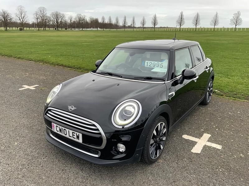 Used Mini Cooper Exclusive 136 HP (100 kW) 2019 Black Hatchback
