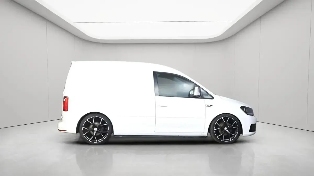 Used VW Caddy Startline 102 HP (75 kW) 2017 White MPV