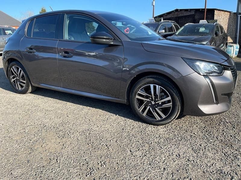 Used Peugeot 208 Allure 75 HP (55 kW) 2021 Grey Hatchback