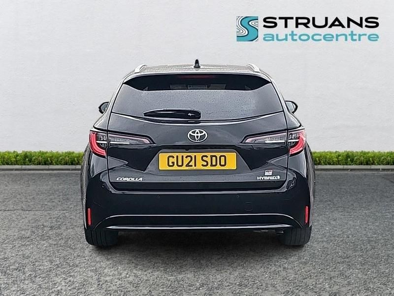 Used Toyota Corolla Sport 122 HP (89 kW) 2021 Black Estate