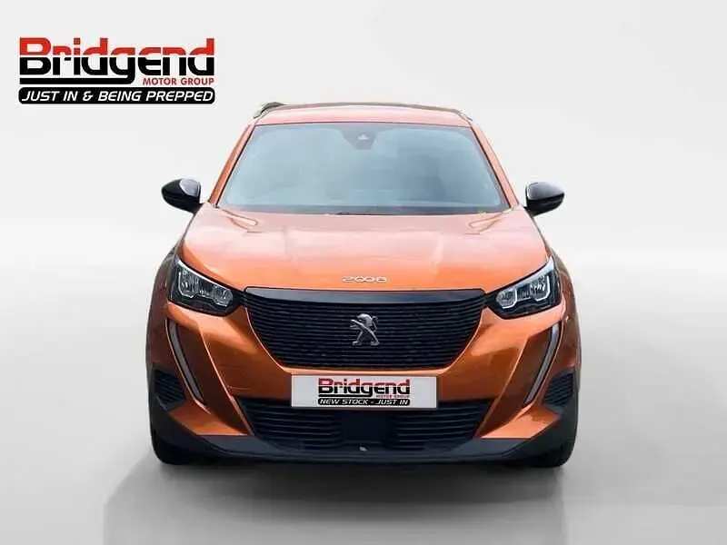 Used Peugeot 2008 Active+ 2023 Orange SUV