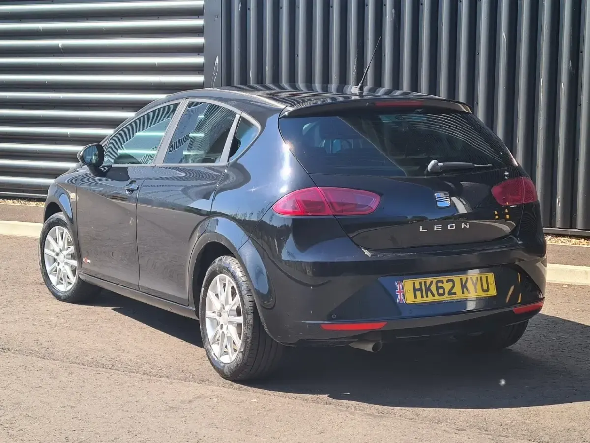 Used Seat Leon Copa 105 HP (77 kW) 2013 Black Hatchback