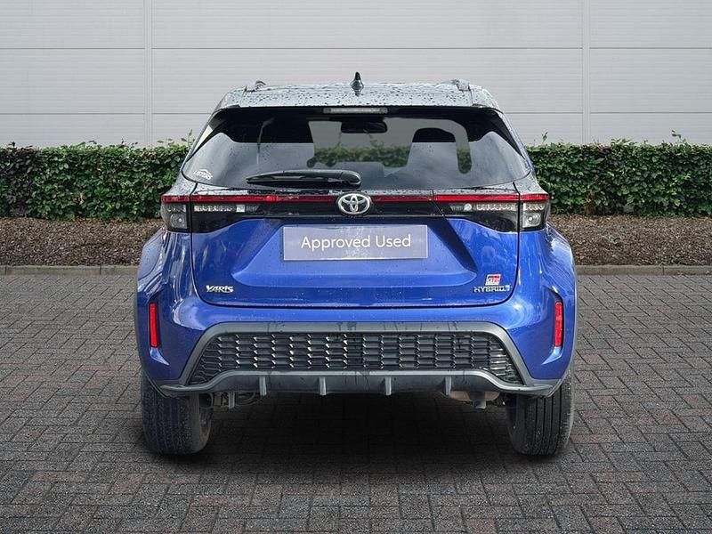 Used Toyota Yaris Hybrid Sport 2023 Blue/black Hatchback
