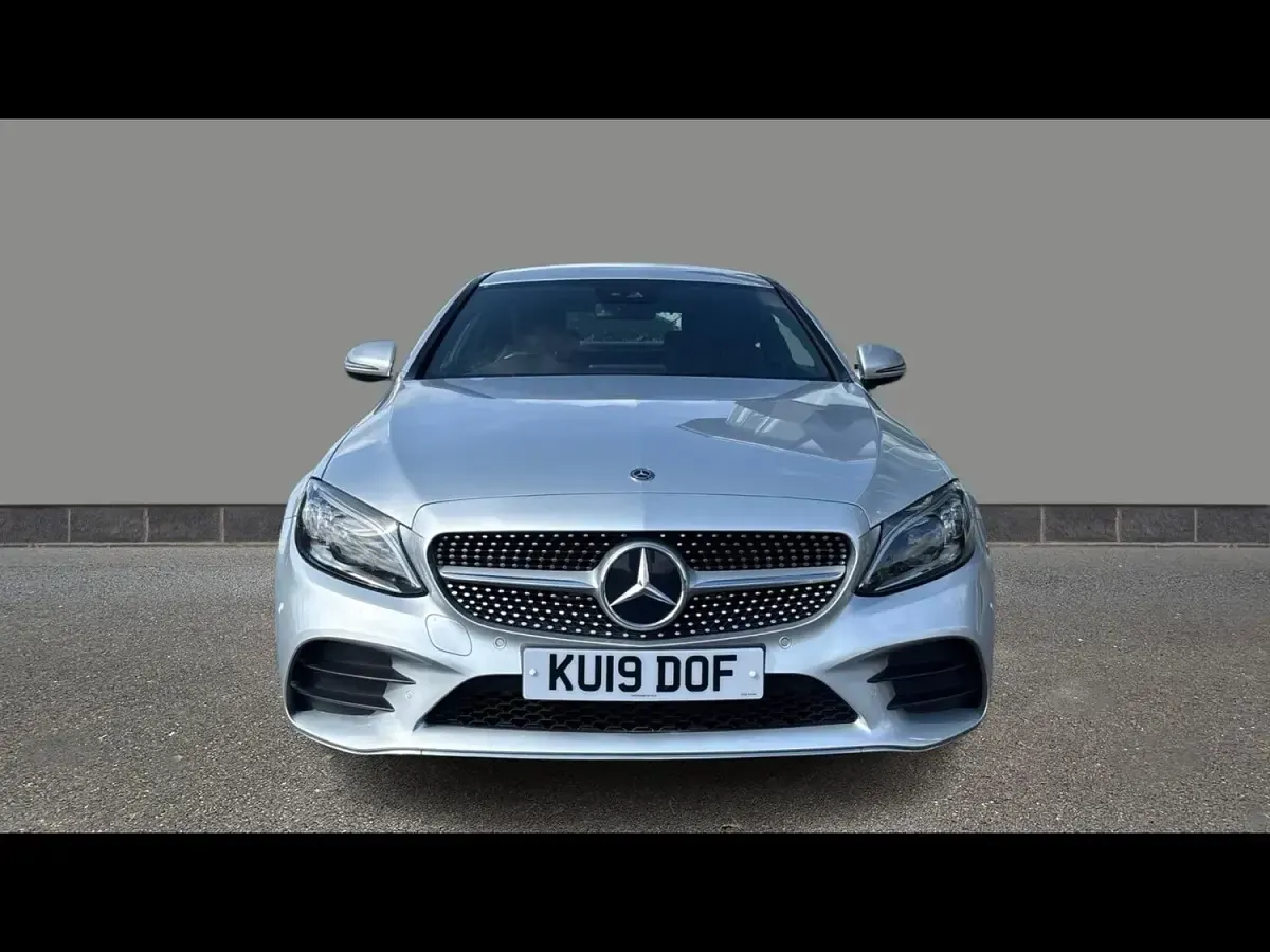 Used Mercedes C300 AMG Line Premium 258 HP (189 kW) 2019 Silver Coupe