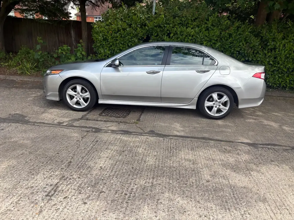 Used Honda Accord ES 2008 Silver Sedan
