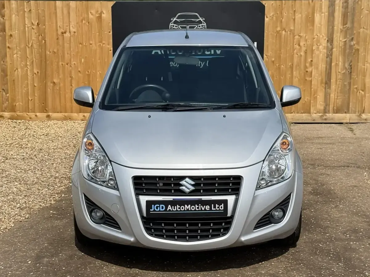 Used Suzuki Splash SZ4 94 HP (69 kW) 2014 Silver Hatchback