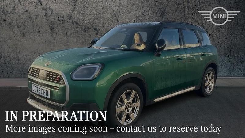 Used Mini Countryman 215 HP (158 kW) 2025 Green SUV