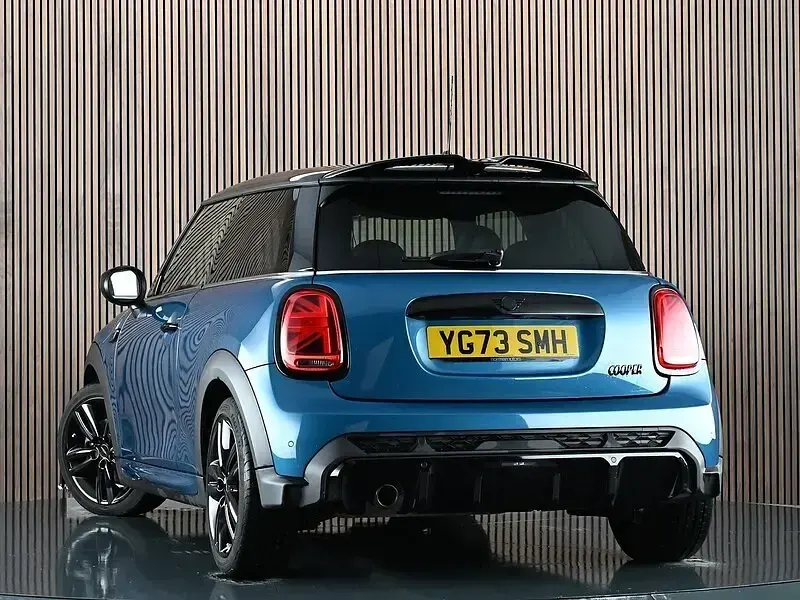 Used Mini Cooper Hatch 136 HP (100 kW) 2023 Blue Hatchback