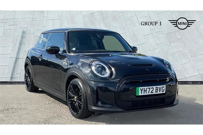 Black Used 2022 Mini Cooper S Level 2 Hatchback | £15,890 (Fair price) - Image 1/4