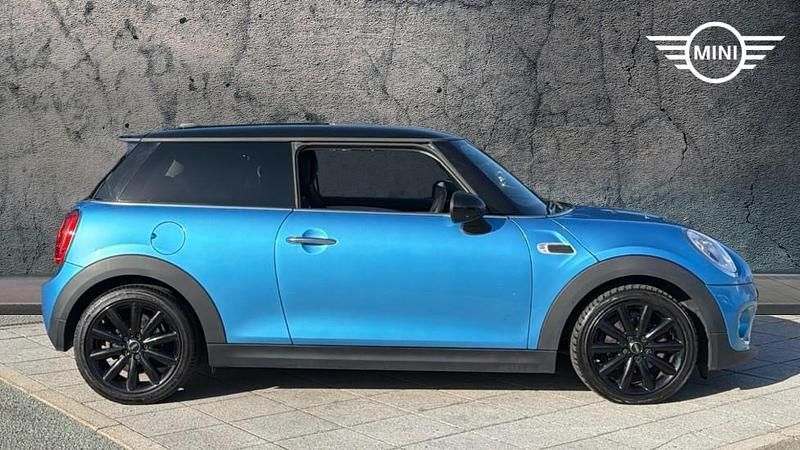 Used Mini Cooper Hatch 134 HP (98 kW) 2017 Blue Hatchback