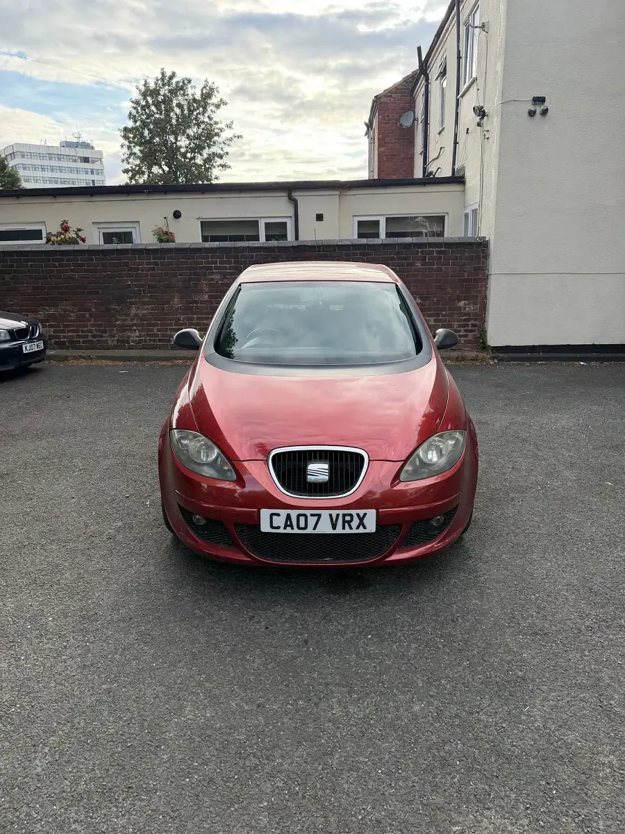 Used Seat Altea Reference 105 HP (77 kW) 2007 Red MPV