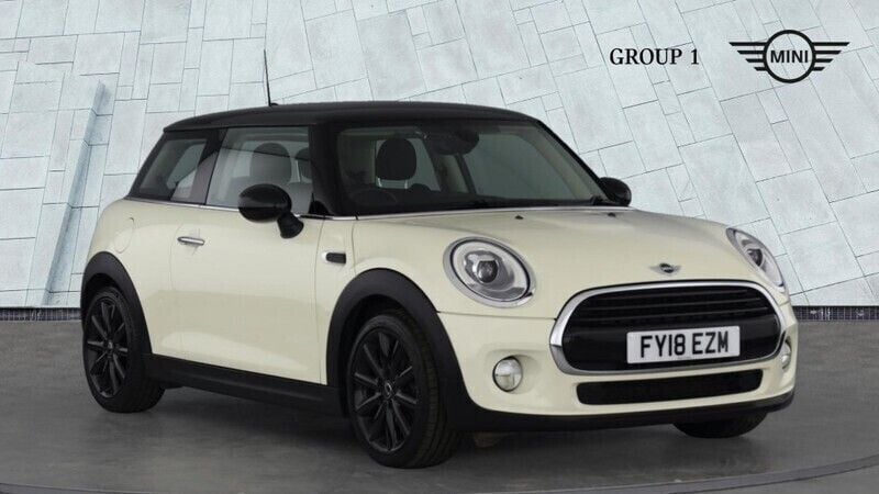 White Used 2018 Mini Cooper Hatch Hatchback | £12,490 (Fair price) - Image 1/4