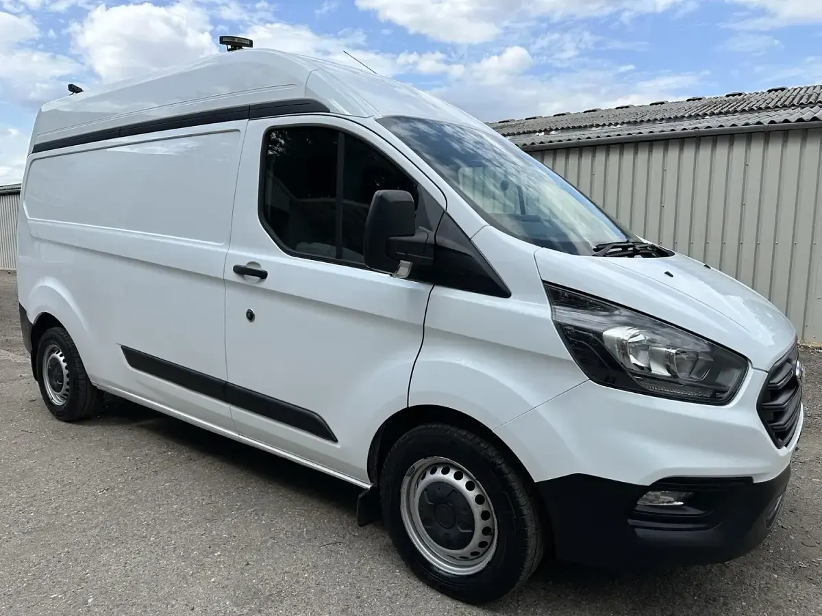 Used Ford Transit Custom 130 HP (95 kW) 2019 White Van