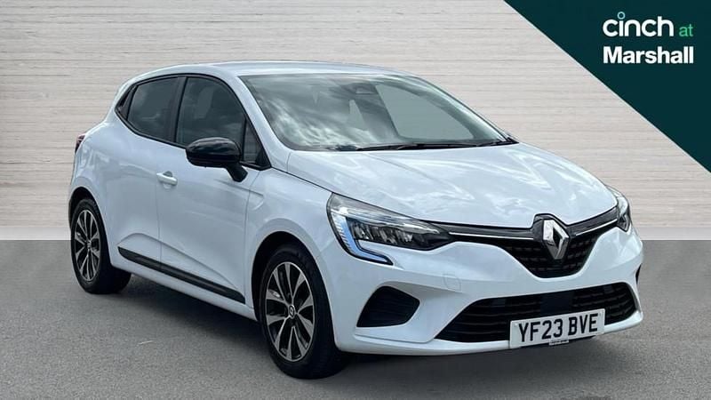 White Used 2023 Renault Clio V Evolution Hatchback | £13,713 (Good price) - Image 1/4