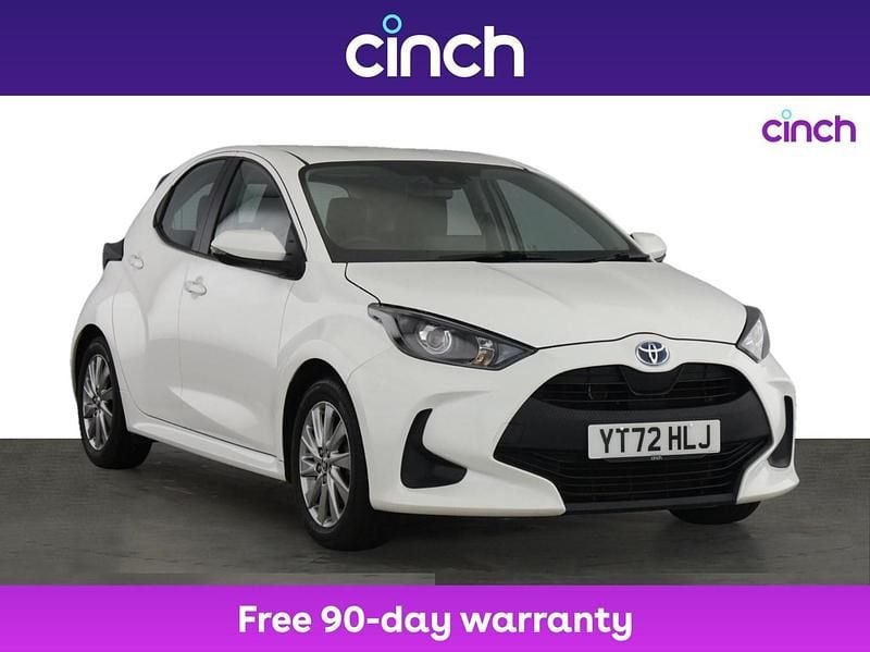 White Used 2022 Toyota Yaris Hybrid Hatchback | £15,099 (Good price) - Image 1/3