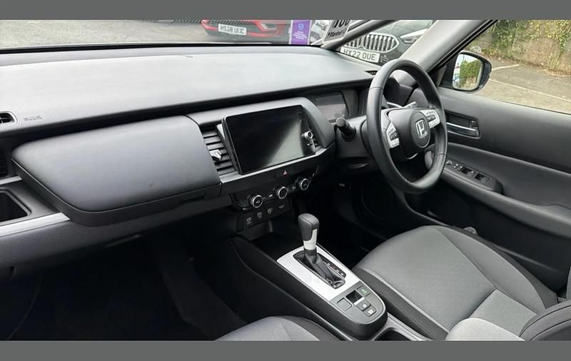 Second-hand Honda Jazz Elegance 122 CP (89 kW) 2023 Alb Hatchback
