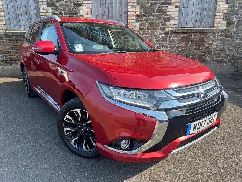 Red Used 2017 Mitsubishi Outlander P-HEV Estate | £13,495 (Fair price) - Image 1/4