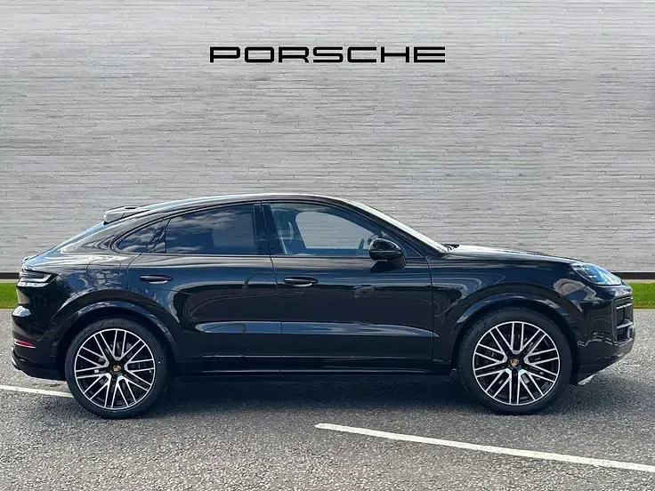 Used Porsche Cayenne Black Edition 464 HP (341 kW) 2025 Chromite black SUV
