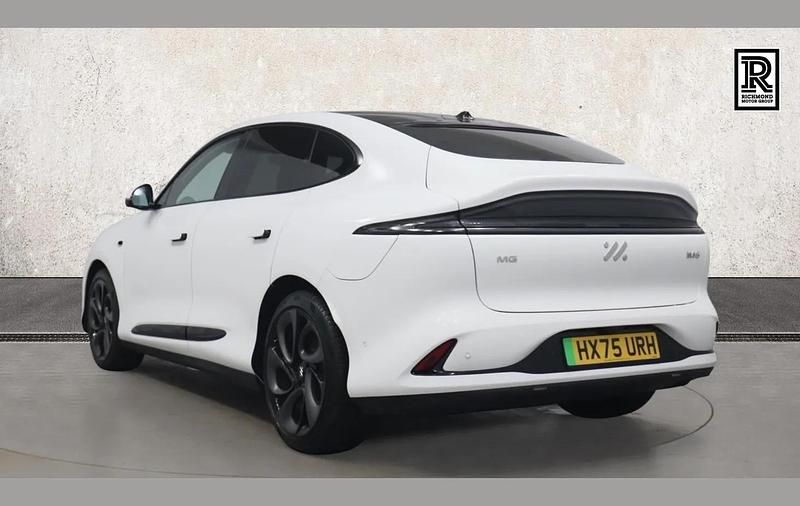 Usado MG IM6 553 kW (752 HP) 2025 Branco SUV