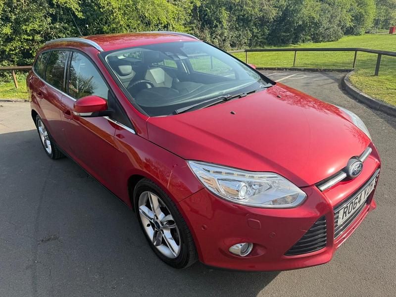 Used Ford Focus Titanium X 163 HP (119 kW) 2014 Red Estate