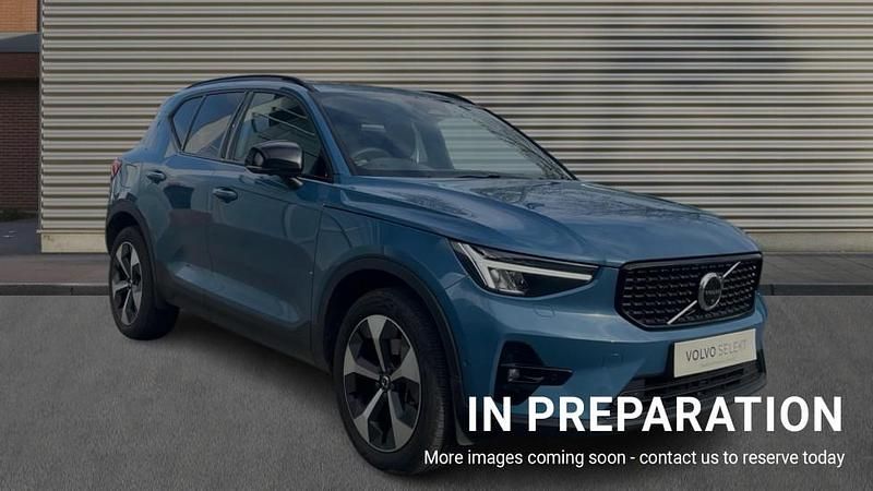 Used Volvo XC40 Ultimate 197 HP (144 kW) 2023 Blue SUV