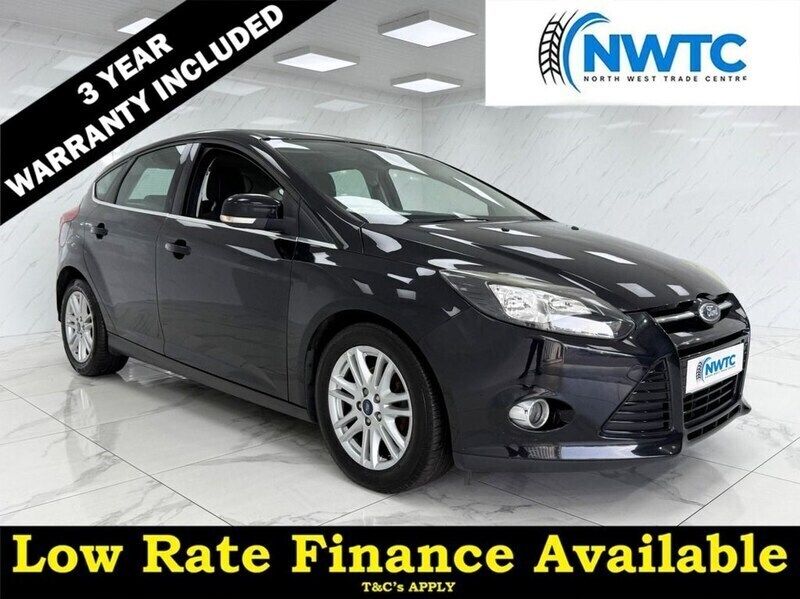 Black Used 2013 Ford Focus Titanium Hatchback | £6,195 (Fair price) - Image 1/4
