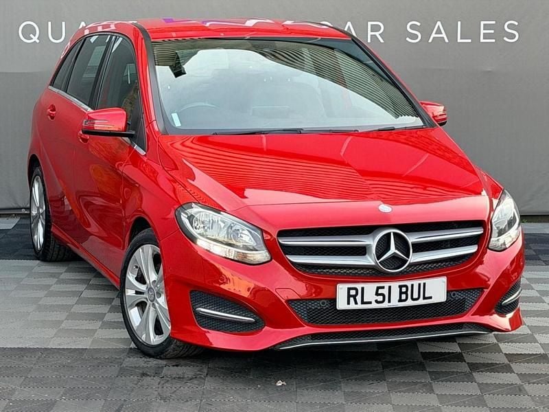 Used Mercedes B200 Executive 2015 Red MPV