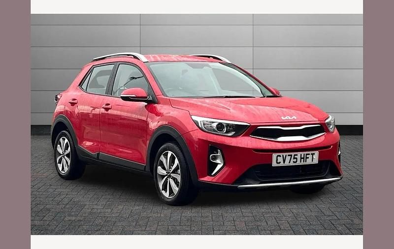 Blaze red New 2025 Kia Stonic SUV | £19,250 (Fair price) - Image 1/4