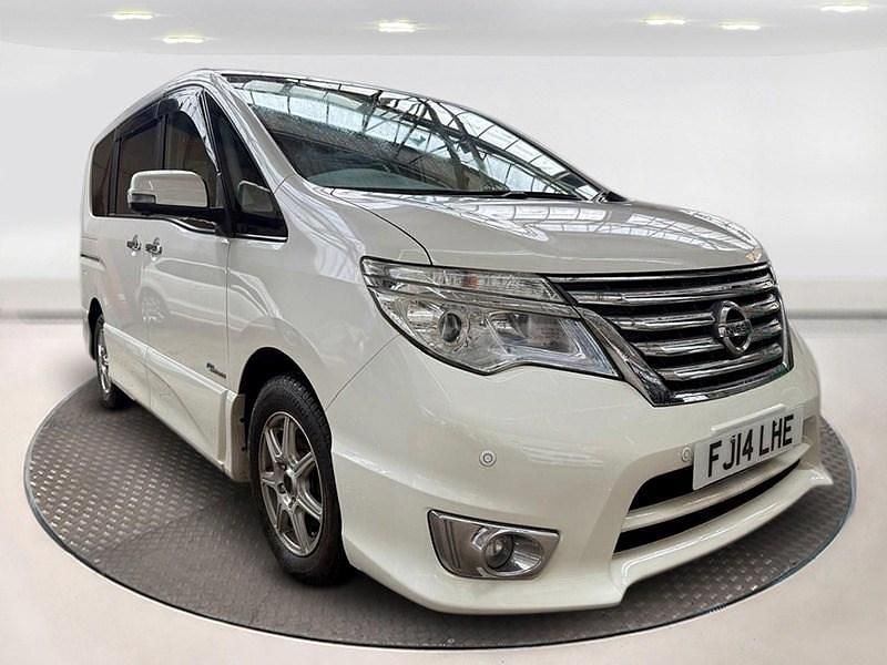 Used Nissan Serena 2014 White