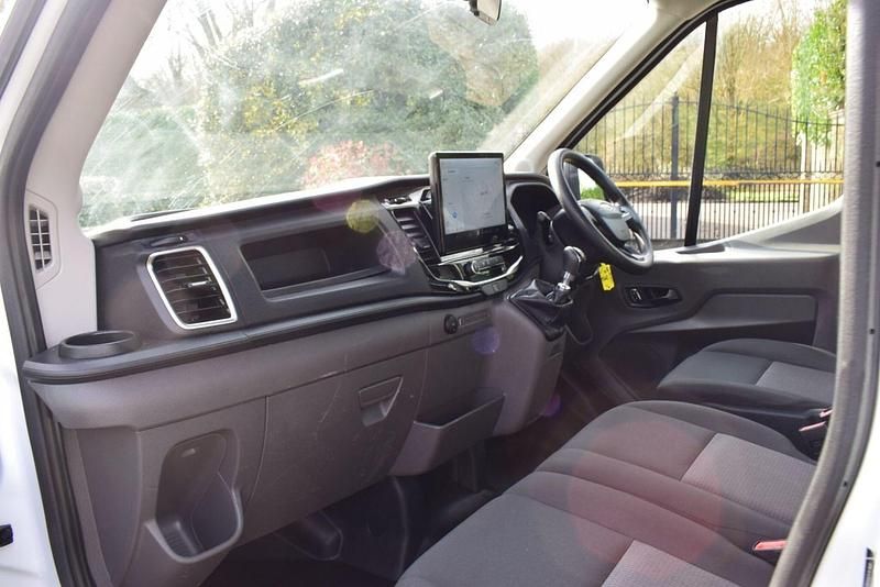 Used Ford Transit 130 HP (95 kW) 2023 White Cabriolet