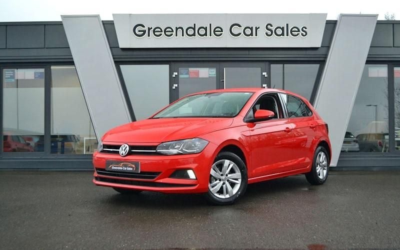 Used VW Polo SE 95 HP (69 kW) 2019 Red Hatchback