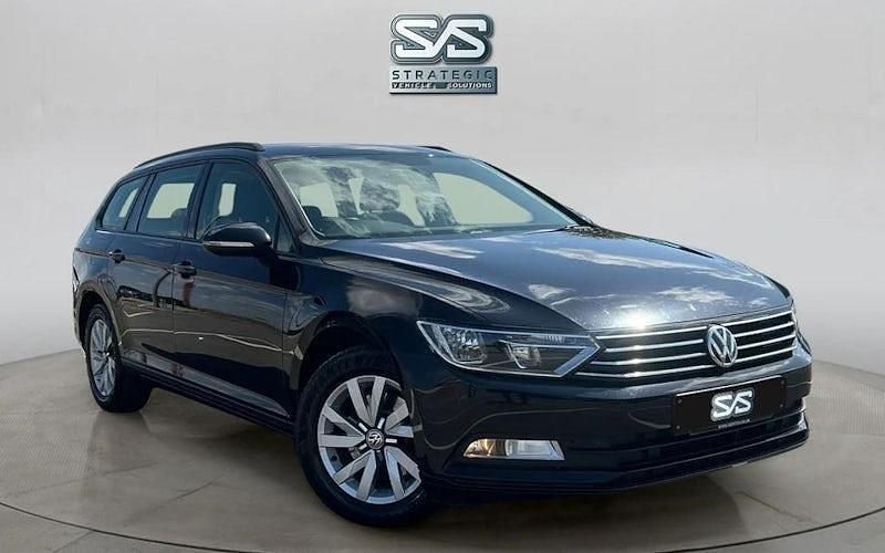 Used 2018 VW Passat S Estate | £8,990 (Super price) - Image 1/4