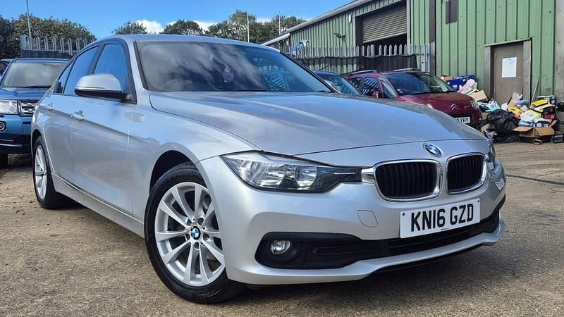 Silver Used 2016 BMW 318 Comfort Edition Sedan | £8,390 (Good price) - Image 1/4