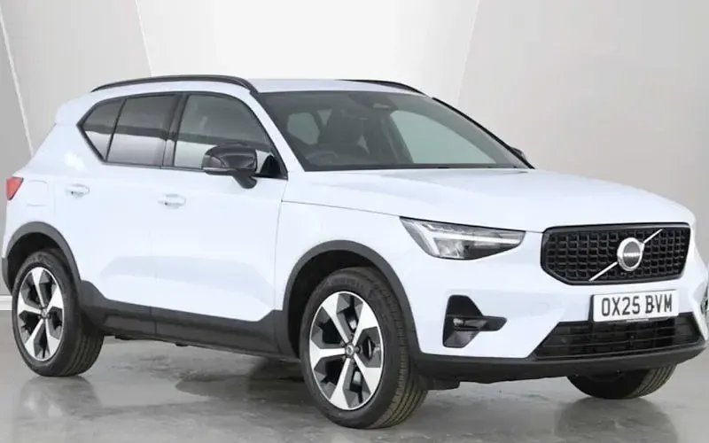 Used Volvo XC40 Plus 163 HP (119 kW) 2025 SUV