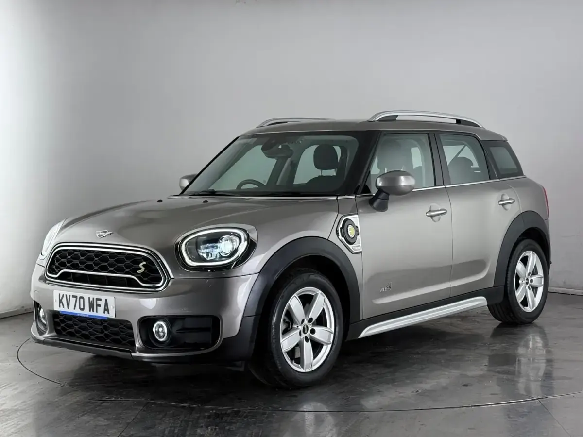 Używany Mini Cooper Countryman Classic 2020 Srebrny SUV