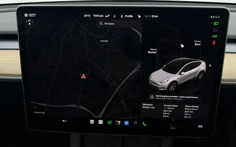 Used Tesla Model Y Standard Range 219 kW (299 HP) 2023 White SUV