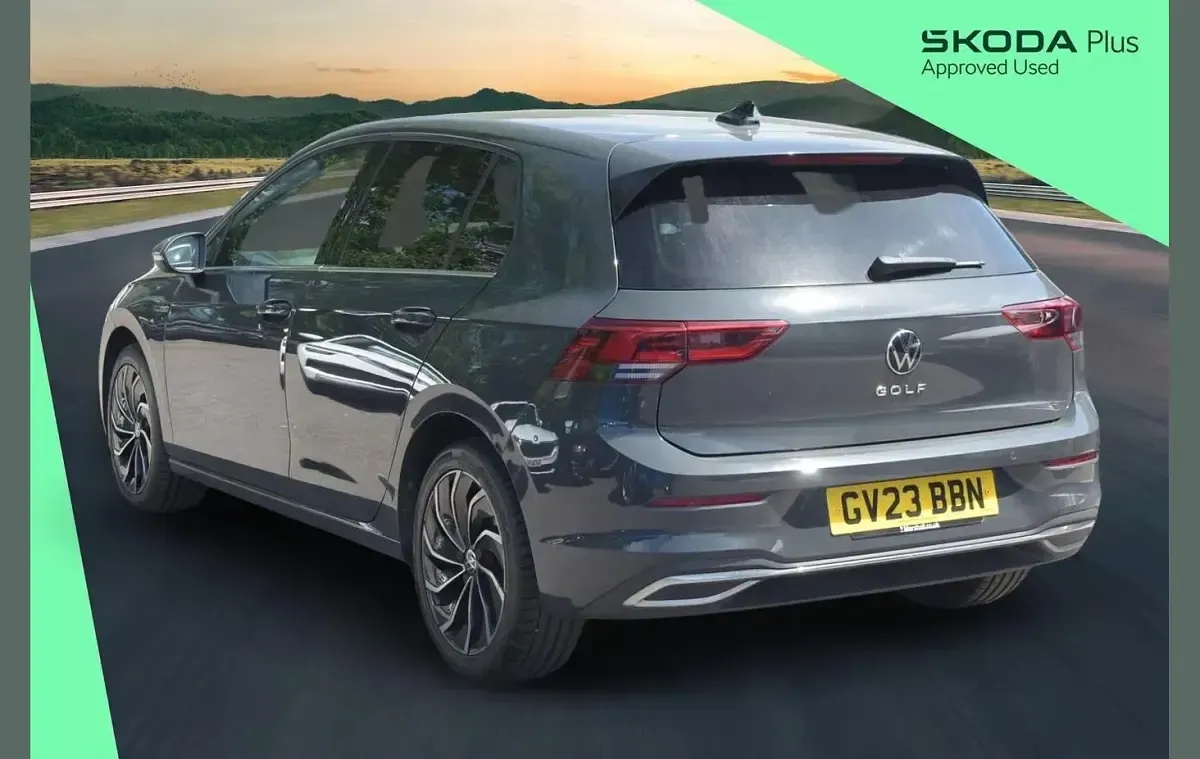 Used VW Golf VIII Edition 147 HP (108 kW) 2023 Grey Hatchback