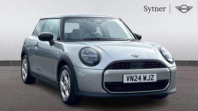 Used Mini Cooper Hatch 154 HP (113 kW) 2024 Silver Hatchback