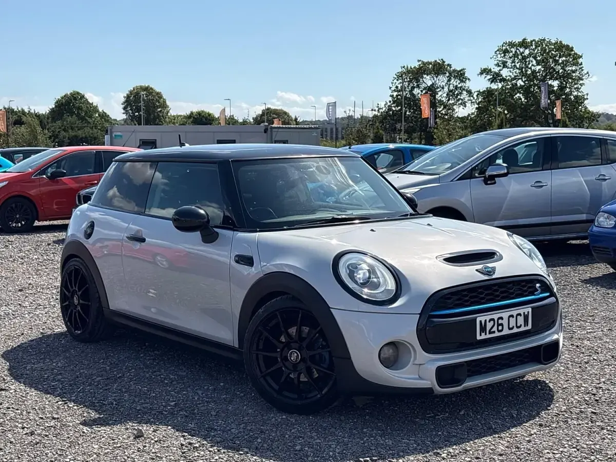 Used Mini Cooper S Hatch 2015 Silver Hatchback