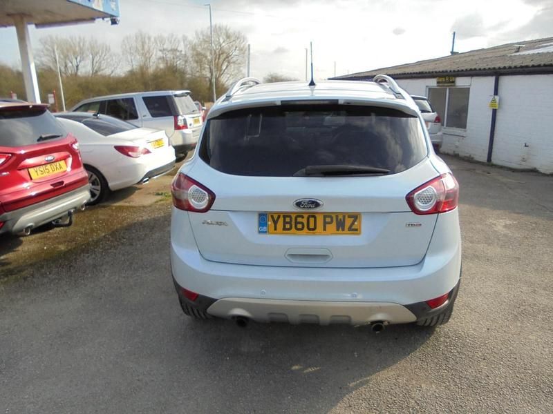 Used Ford Kuga Titanium 163 HP (119 kW) 2011 White SUV