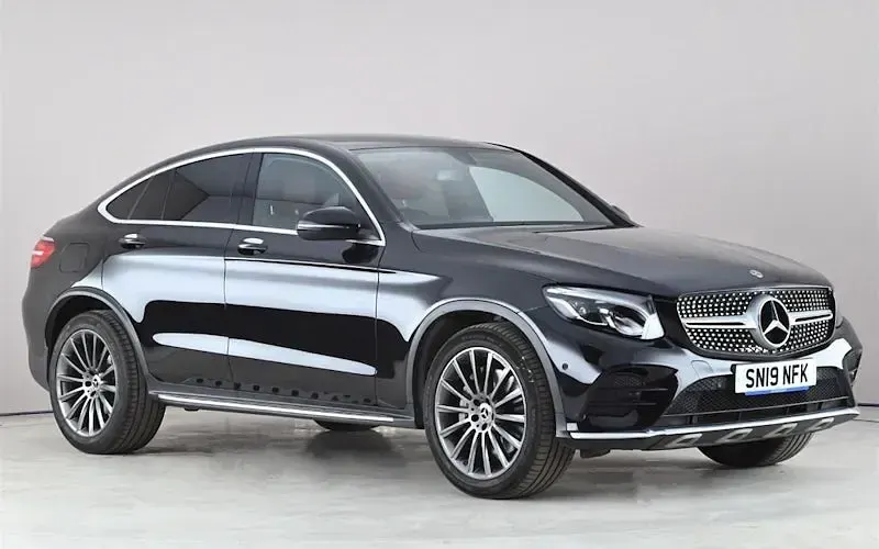 Begagnad Mercedes GLC250 AMG line 211 HK (155 kW) 2019 Sportkupé